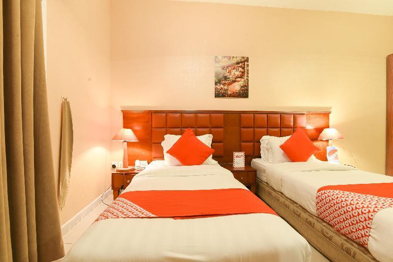 Oyo 274 California Suites Fudžajra Exteriér fotografie